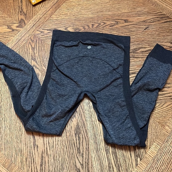 Lululemon leggings - Picture 3 of 3